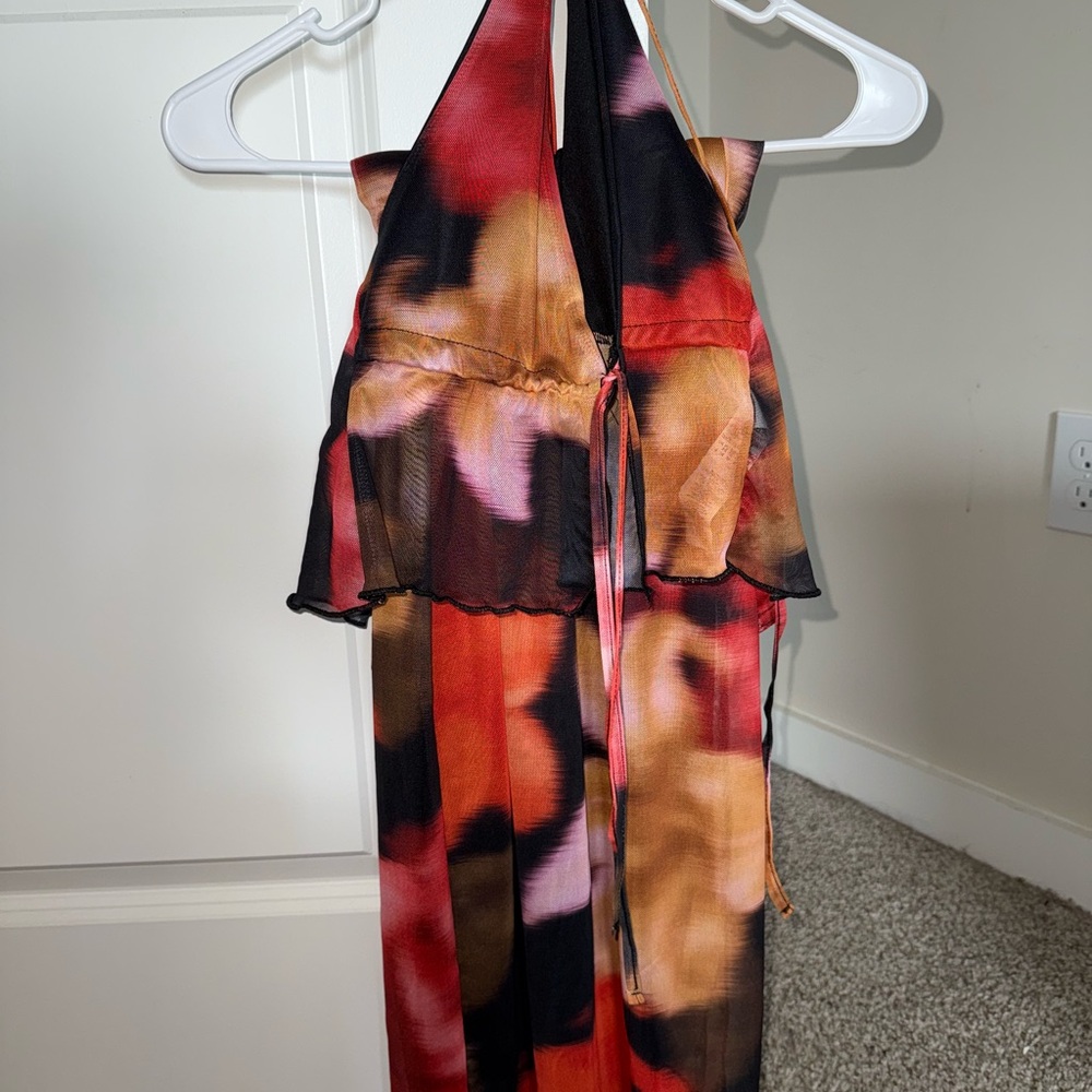 PrettyLittleThing Vibrant Orange and Black Dress